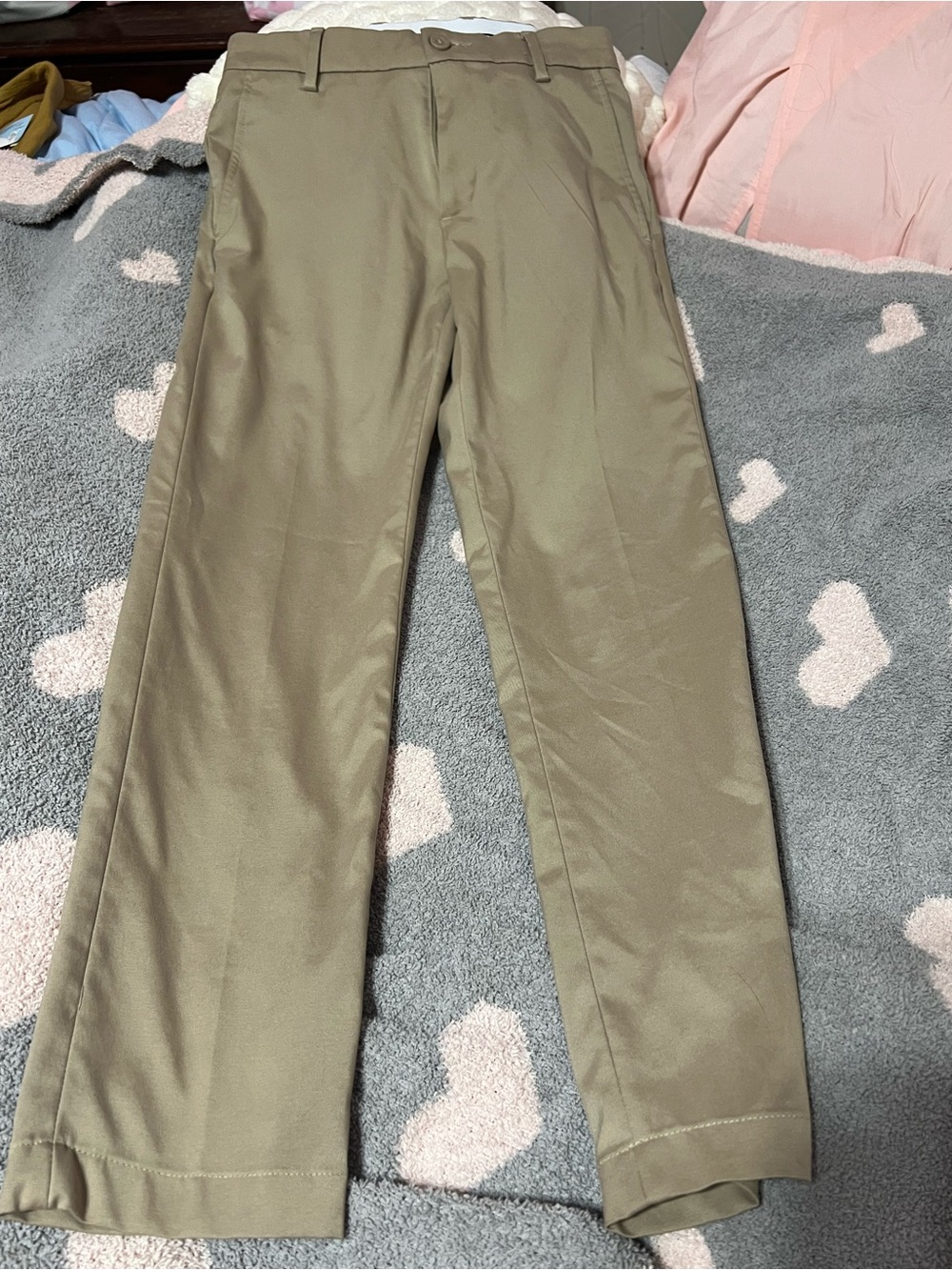 Men's Classic Straight-Fit Khaki Pants